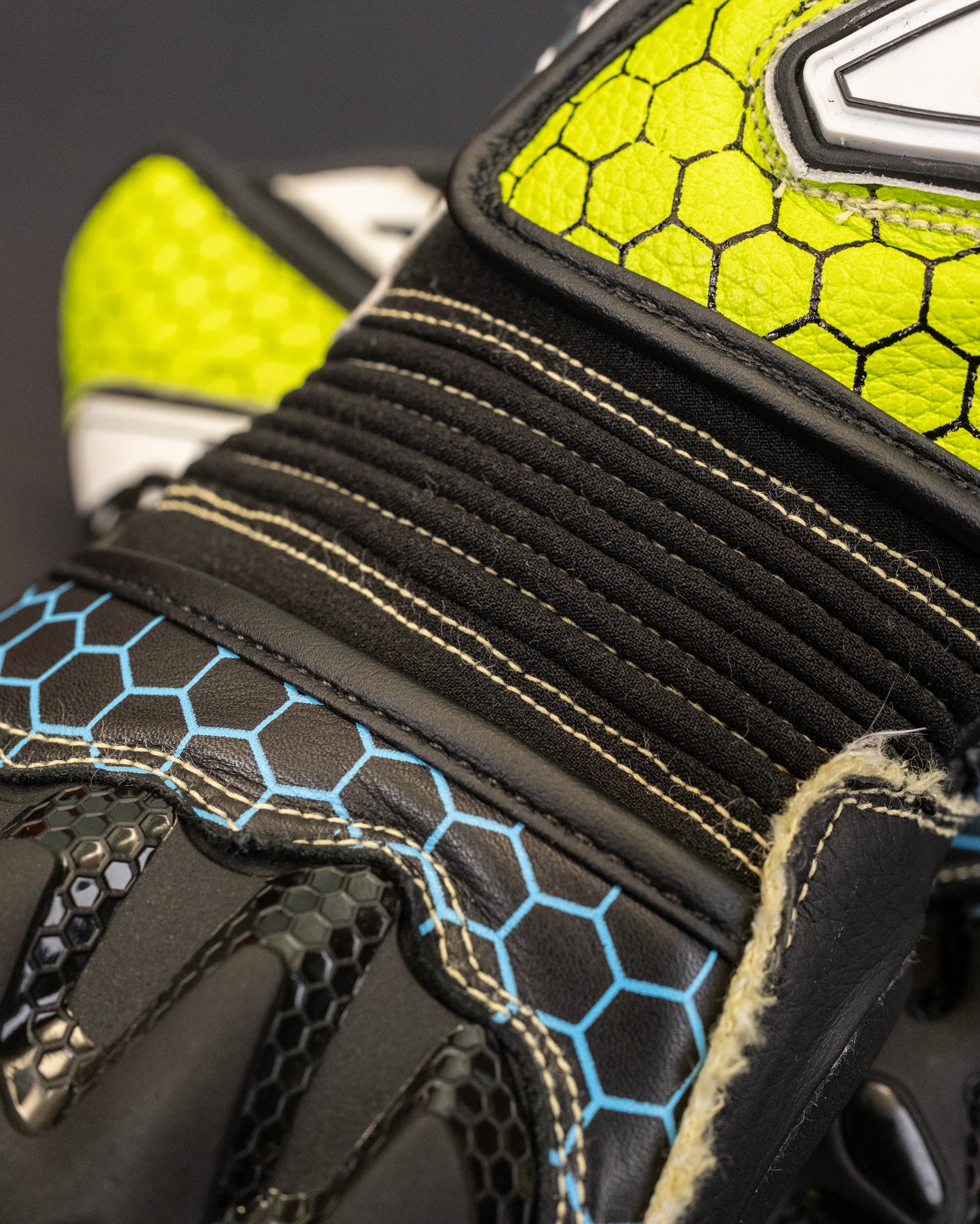 Honey Dew (TT Glove)